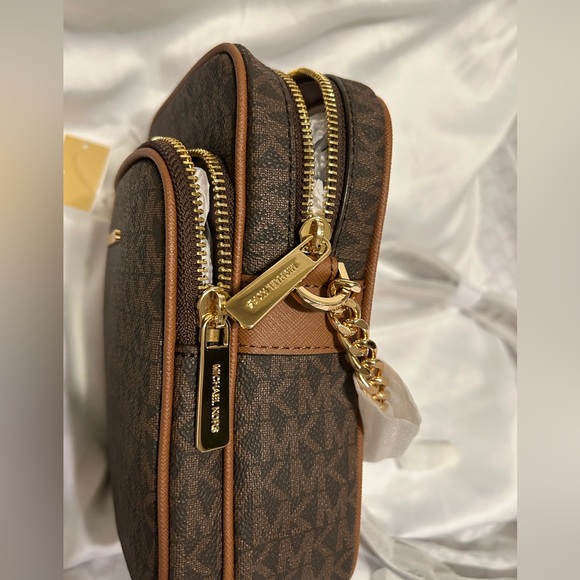 Michel Kors Signature-print Jet Set Travel bag - Picture 4 of 7